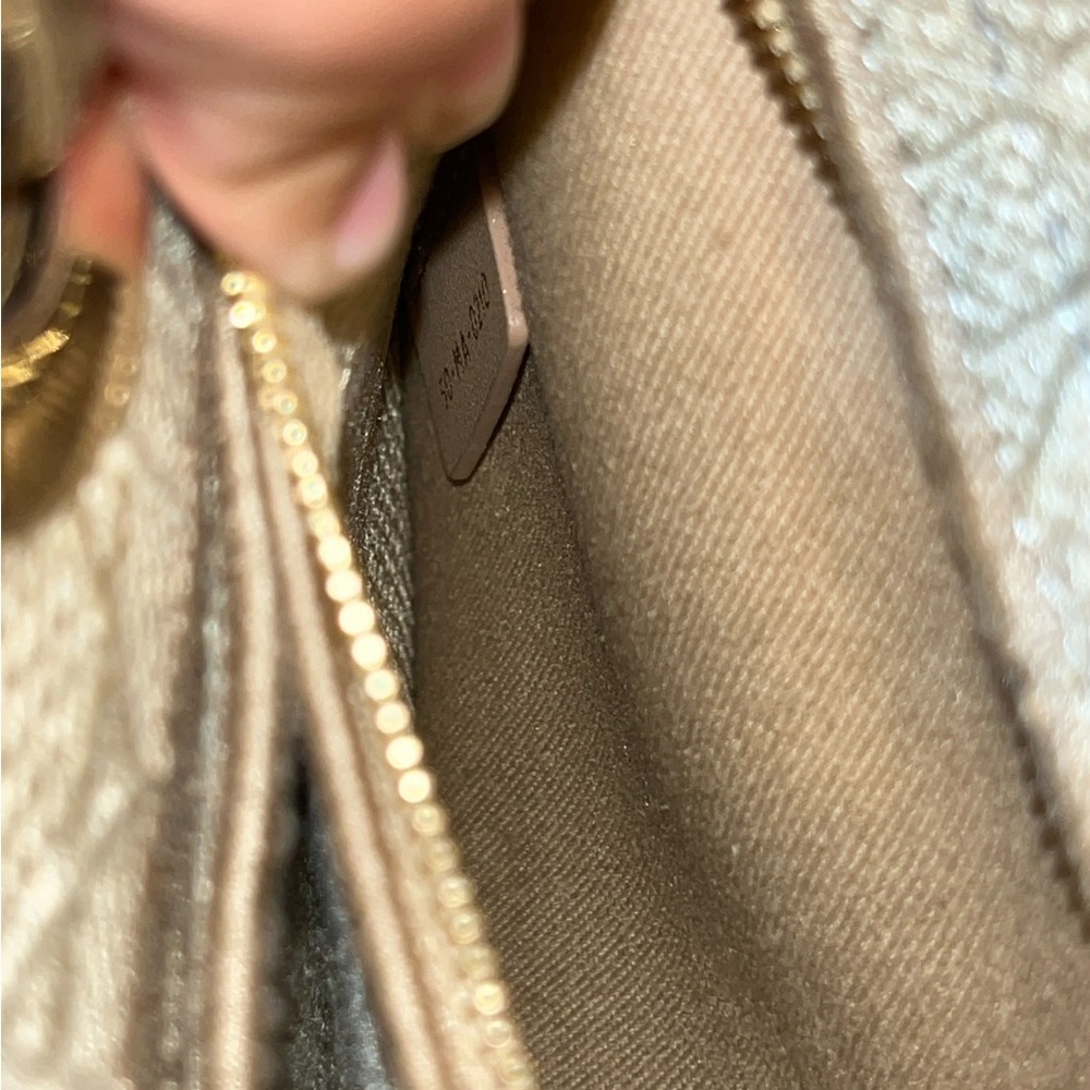 Dior - Picture 6 of 7